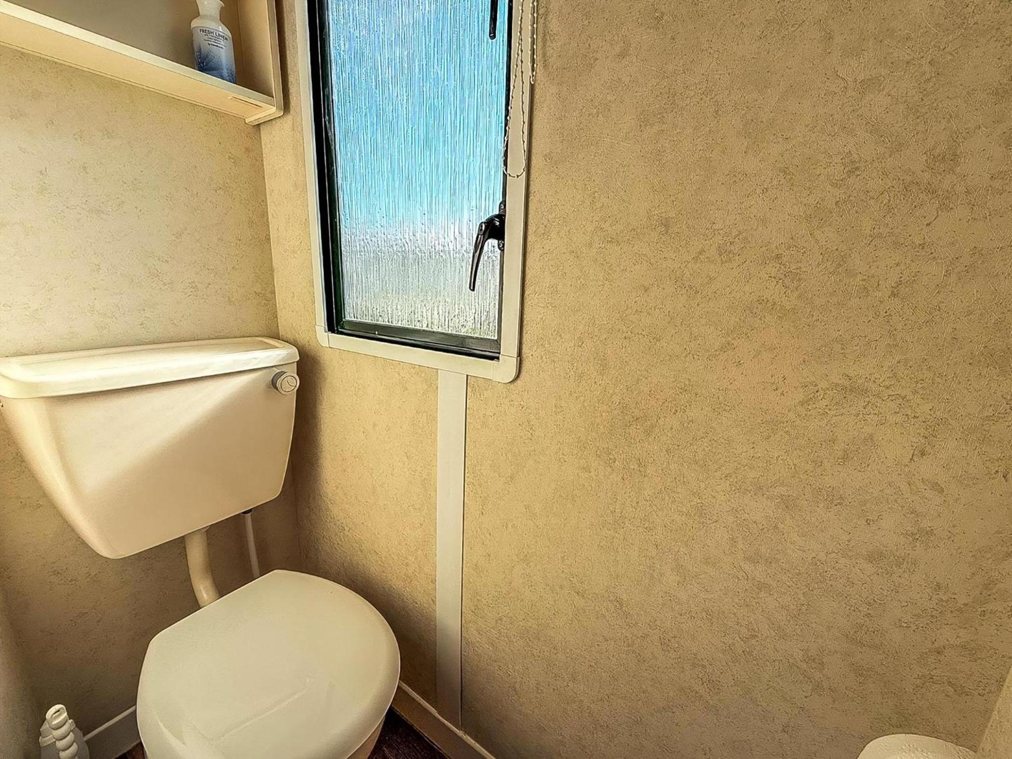 8 Berth Caravan With Free Wifi At Heacham Holiday Park In Norfolk Ref 21008E Exterior foto